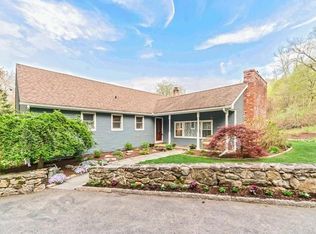 44 Hanover Rd, Newtown, CT 06470