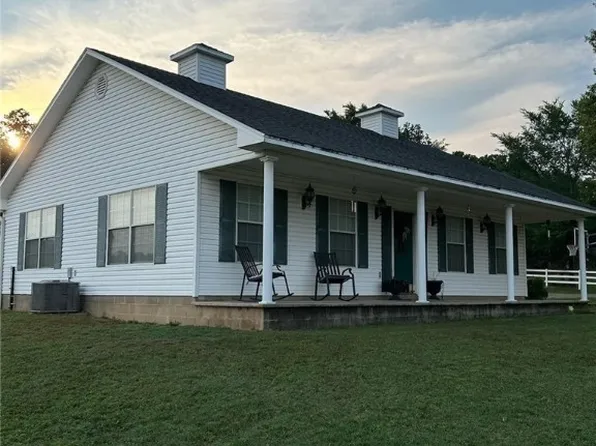 200 Texas St, Roland, OK 74954