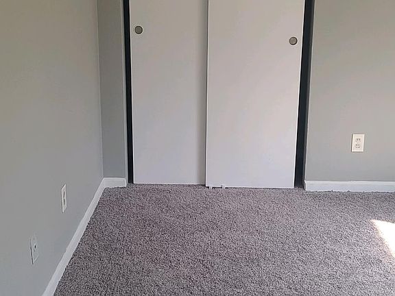 5th image of 3327 Glenway Ave #1