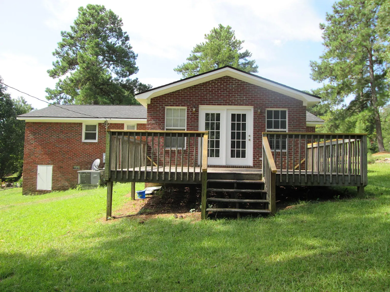 3 bed, 1470 sqft, $1,269 — Photo 3