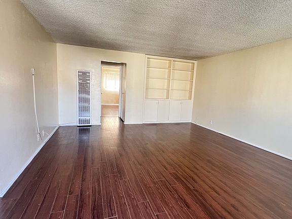 5th image of 3534 Whistler Ave #11