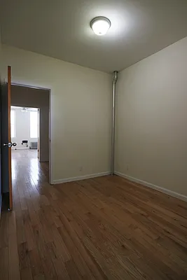 Rented by City Connections Realty | media 11