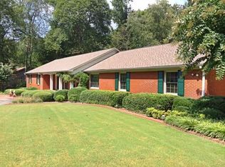 307 Brookwood Dr E, Athens, AL 35613