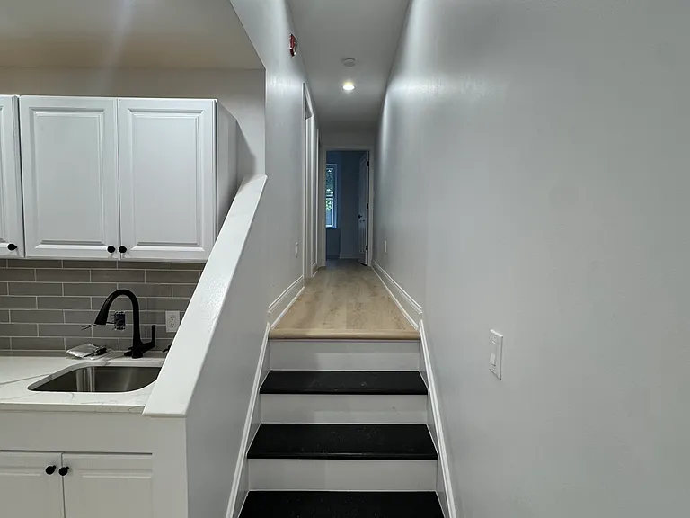 426 South St #B — Photo 1