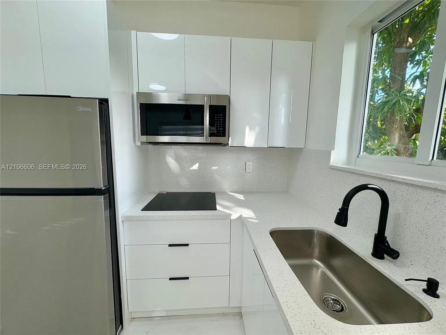 Lawrence Estates Land Co — Photo 4