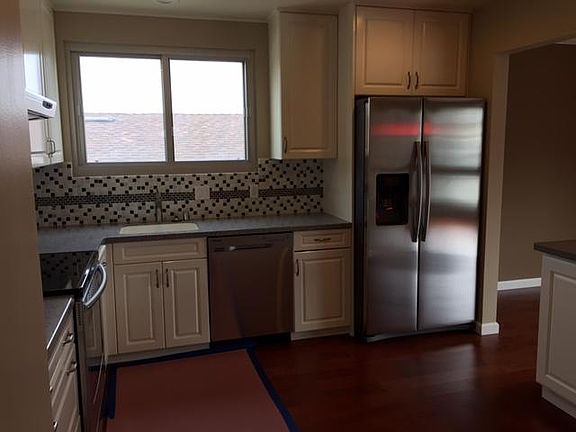 3rd image of 232 Morton Dr