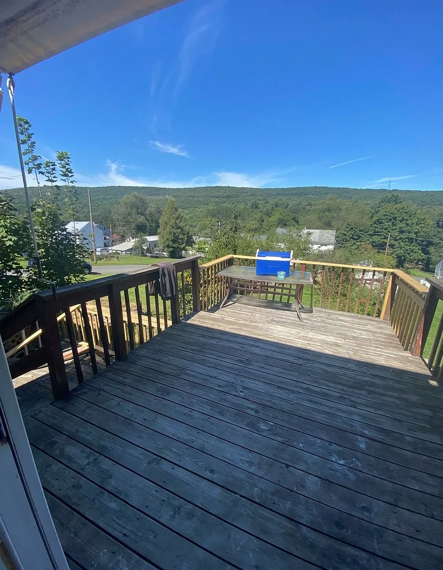 4 bed, 1200 sqft, $1,400 — Photo 4