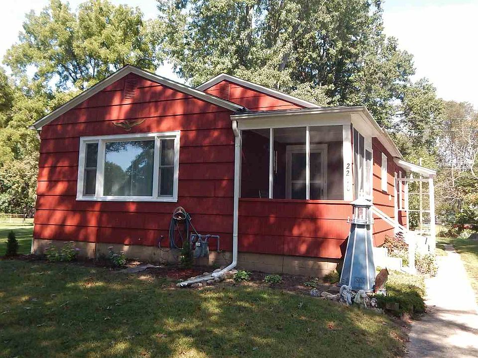 1st image of 2210 Putnam St