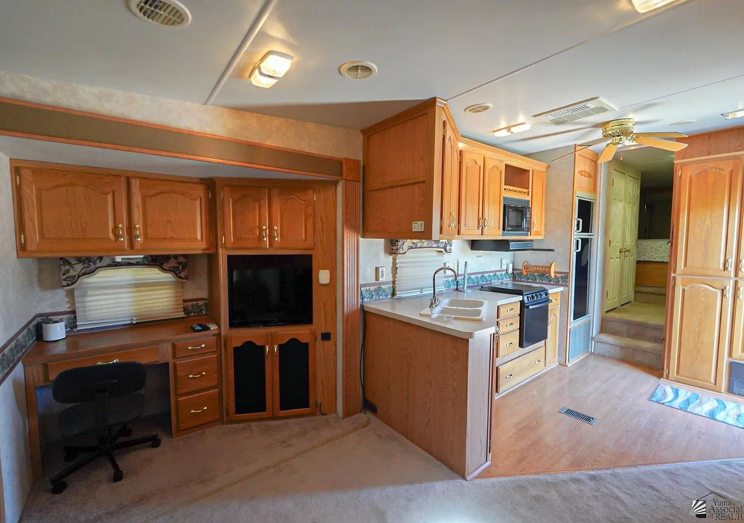 13298 E 48th Dr — Photo 3