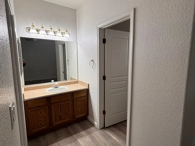 1024 Westcreek Ln — Photo 6