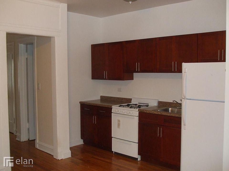 2nd image of 6554 N Ashland Ave #2