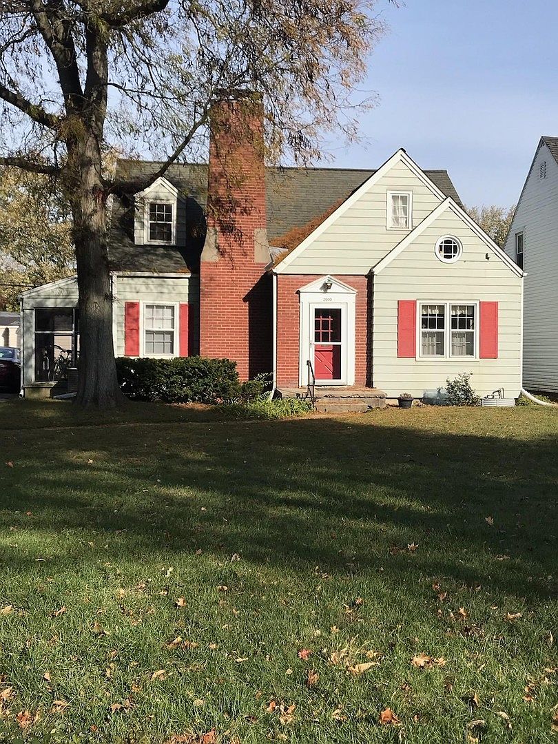 2010 W Petty Rd, Muncie, IN 47304 Zillow