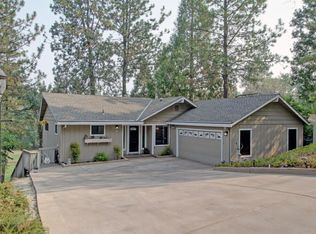 11170 Greenbriar Way, Auburn, CA 95602