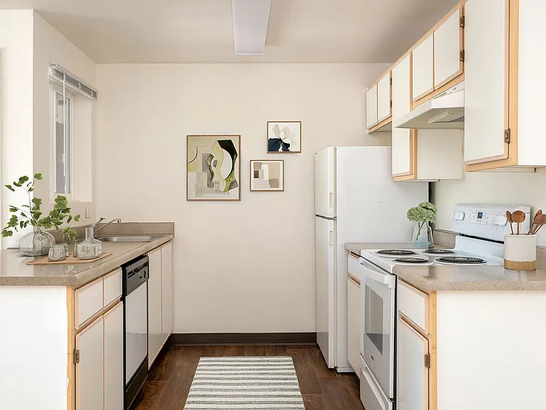 Briarcreek Apartments — Photo 4