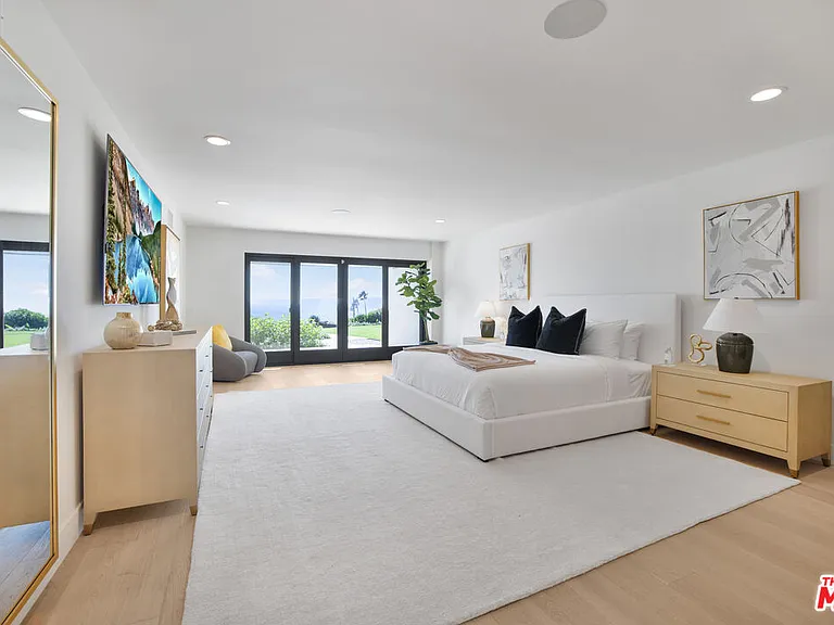 30020 Morning View Dr — Photo 40