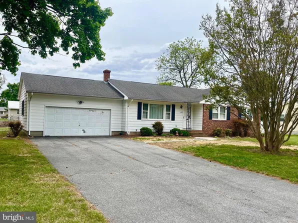 608 Adams Dr, Milford, DE 19963