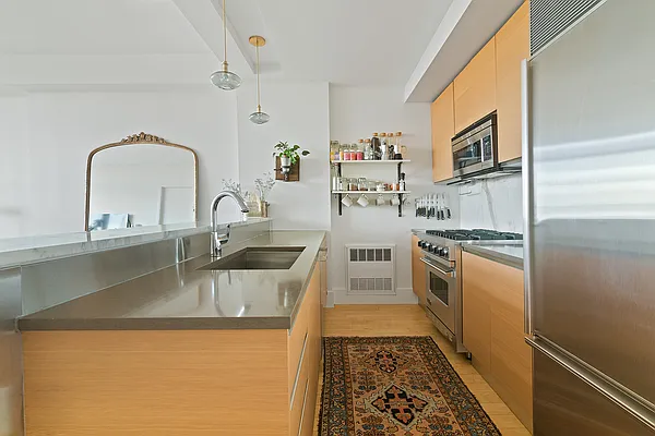 Sold by Corcoran | media 4