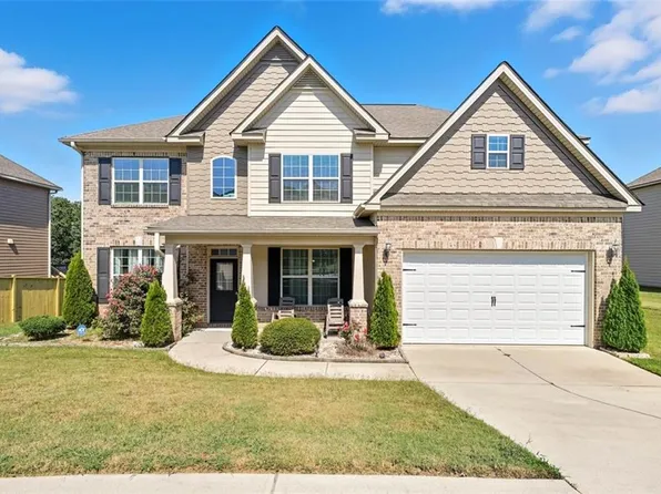 1132 Cotton Oak Dr, Lawrenceville, GA 30045