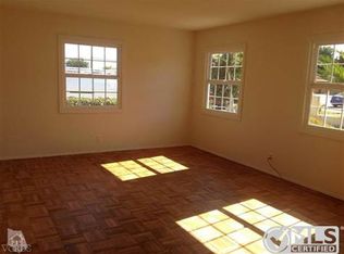 585 E Channel Islands Blvd, Oxnard, CA 93033