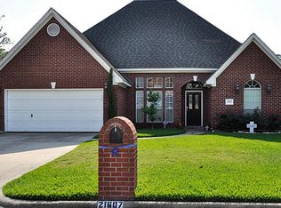 21607 Long Castle Dr, Spring, TX 77388