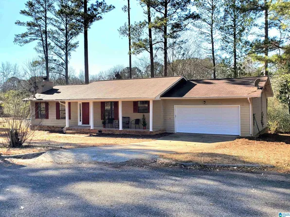 923 Henry Ct SW, Jacksonville, AL 36265