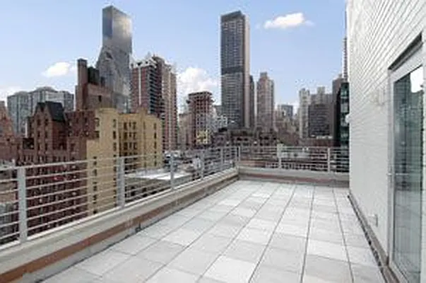 Rented by KG Properties | media 32