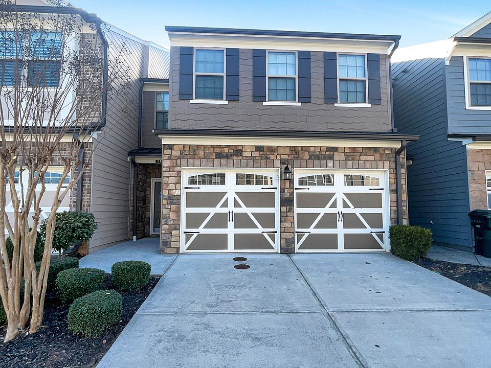 1st image of 272 Stone Park Dr