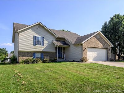2412 Kingsfield Street, Jeffersonville, IN, 47130