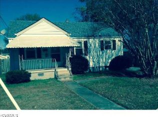 222 Maple Ln, Colonial Heights, VA 23834