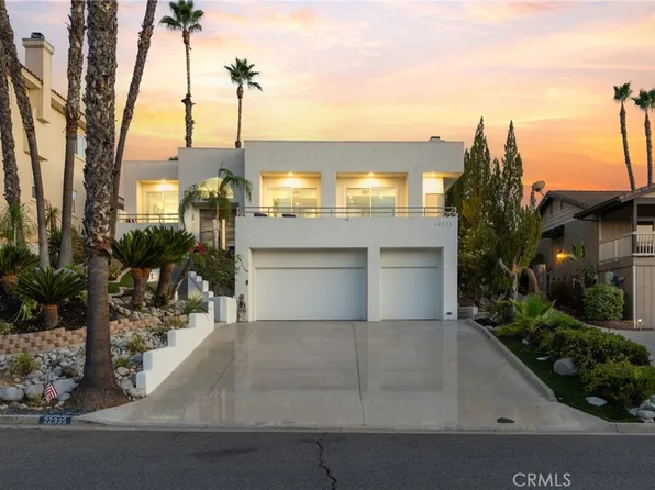 22335 Loch Lomond Dr, Canyon Lake, CA 92587