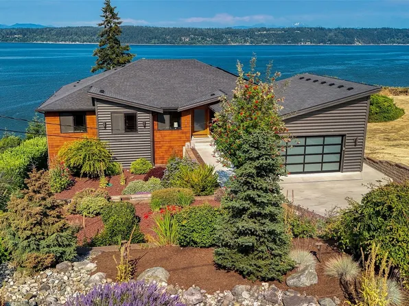 2885 Newell Road, Camano Island, WA 98282