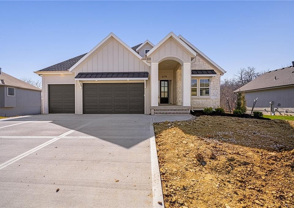 1st image of 6119 Lewis Dr