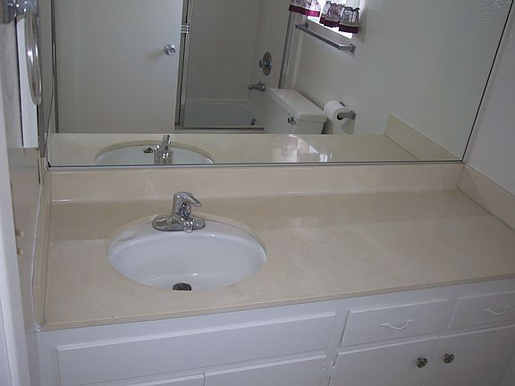5th image of 6537 Newlin Ave #E