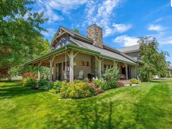 509 Becker Ln, Dover, ID 83825