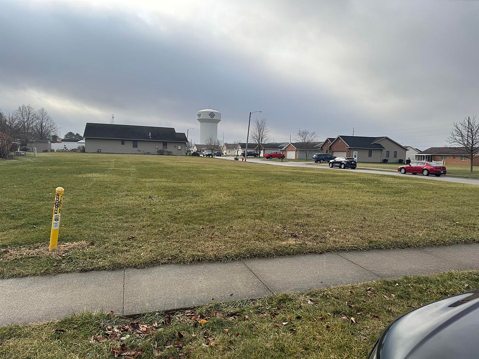 1st image of 1901 Shawnee Dr