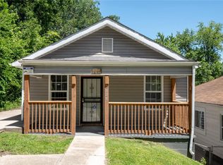 2828 Residence St, Alton, IL 62002