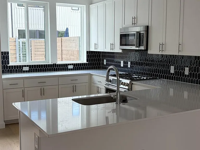 2200 McFly St #6105 — Photo 9