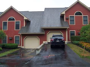 62 Estates Dr, Manchester, ME 04351