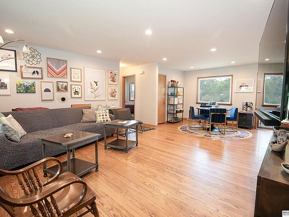 2nd image of 3007 S 76th Ave