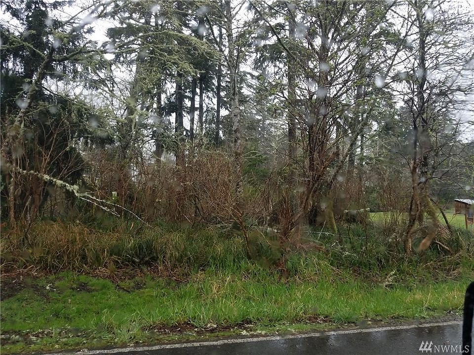 1st image of 693 Duck Lake Dr NE