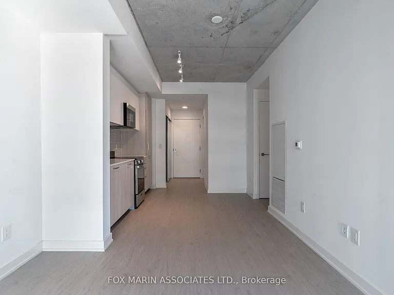 65 Mutual St #2707 — Photo 8