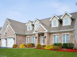 517 Russell St, Wheeling, IL 60090