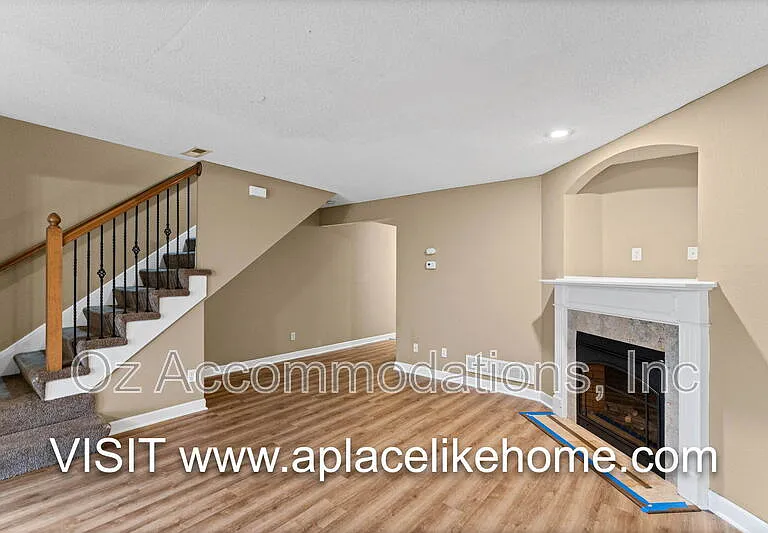 805 SW Imperial Ln — Photo 10