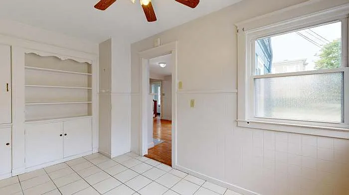 2 bed, 1059 sqft, $1,650 — Photo 2