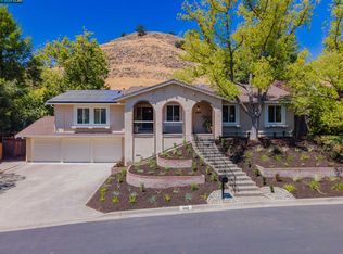 1688 Rockspring Pl, Walnut Creek, CA 94596