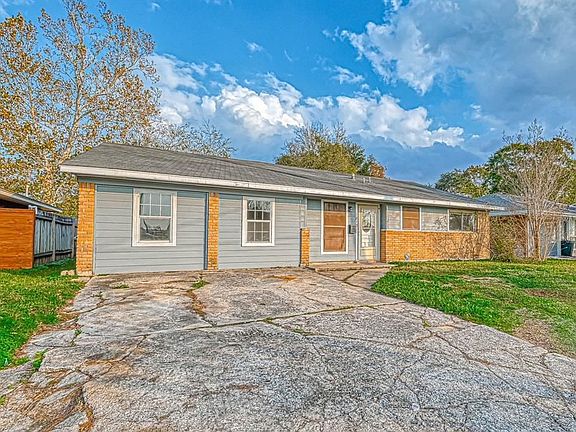 4th image of 1815 Scarborough Ln