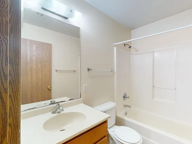 4525 Steinbeck St — Photo 20