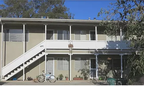 400 Ferrini Rd Photo 1
