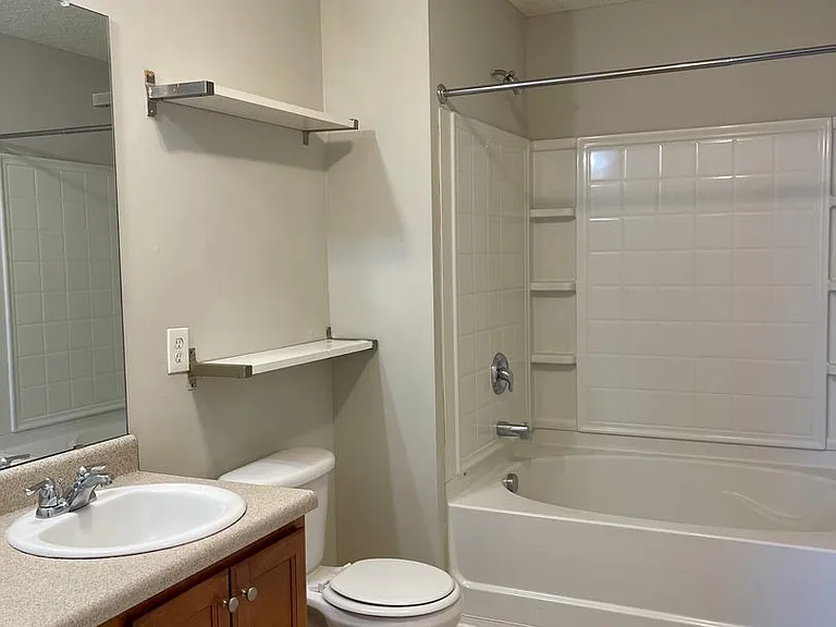237 Shenandoah Dr — Photo 9