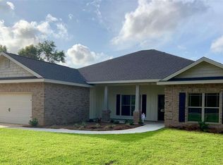 407 Broadleaf Cir, Cantonment, FL 32533